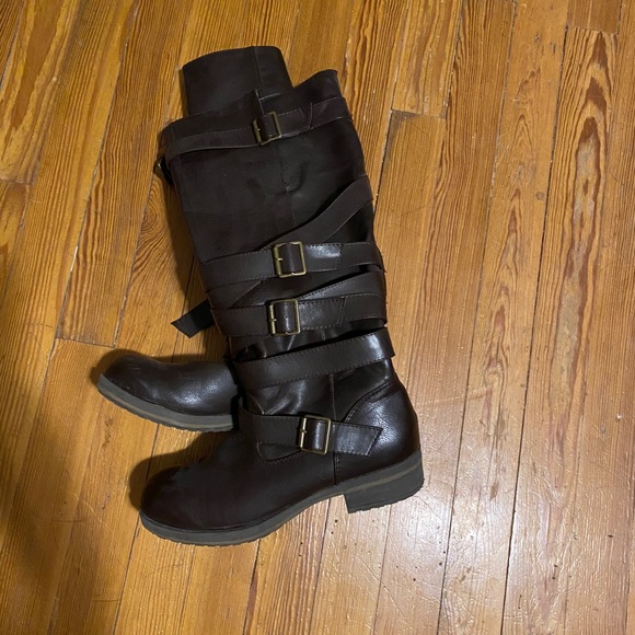 Brown Riding Boots - Picture 1 of 3